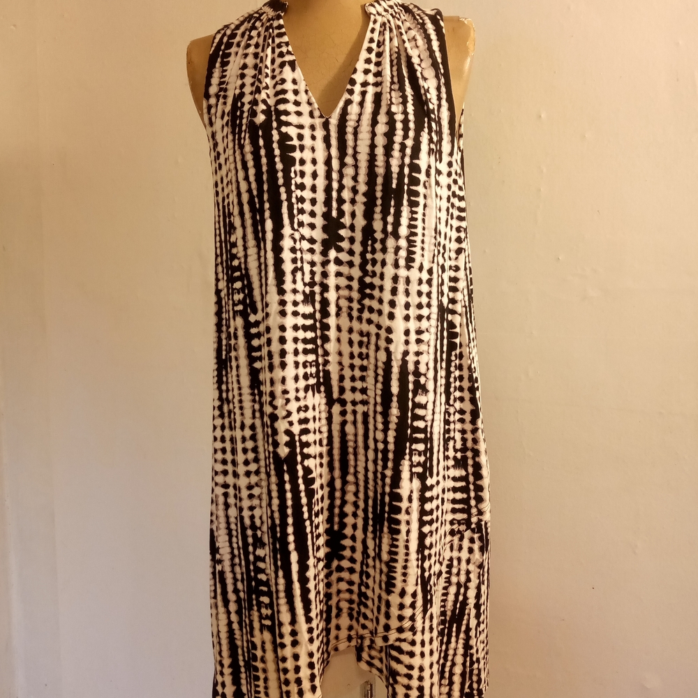 miami Black and White Tie-Dye V-Neck Dress